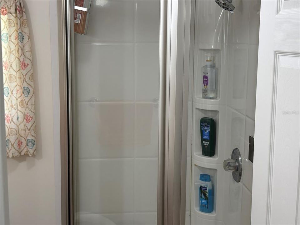 待售: $115,000 (1 贝兹, 1 浴室, 624 平方英尺)