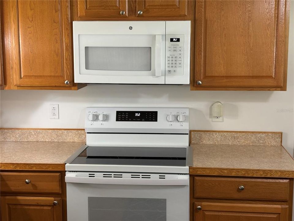 待售: $115,000 (1 贝兹, 1 浴室, 624 平方英尺)