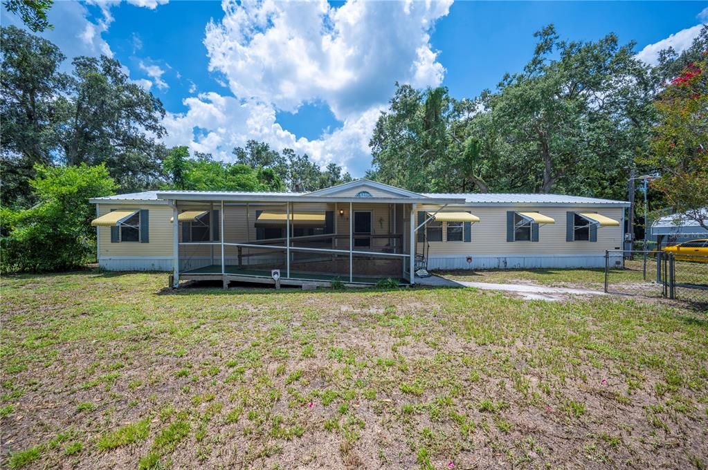Recently Sold: $210,000 (4 beds, 2 baths, 2052 Square Feet)