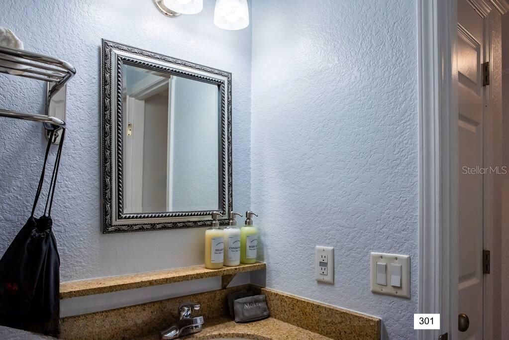 待售: $1,250,000 (5 贝兹, 0 浴室, 2668 平方英尺)