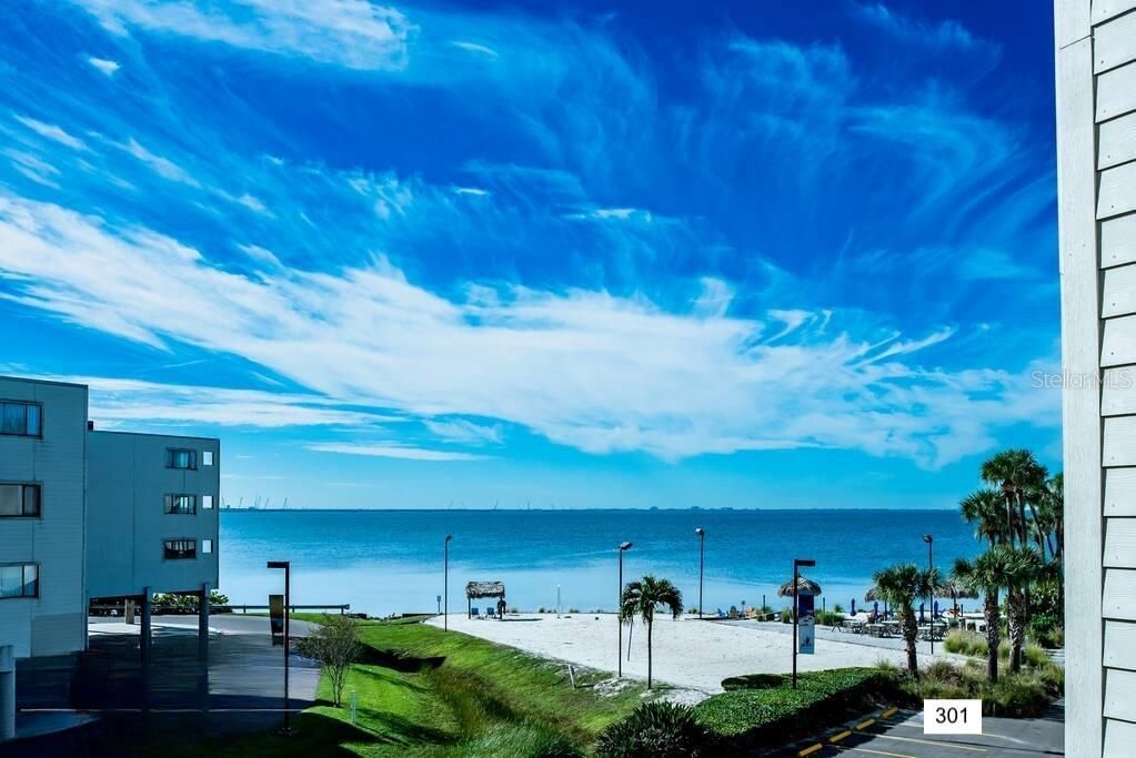 待售: $1,250,000 (5 贝兹, 0 浴室, 2668 平方英尺)