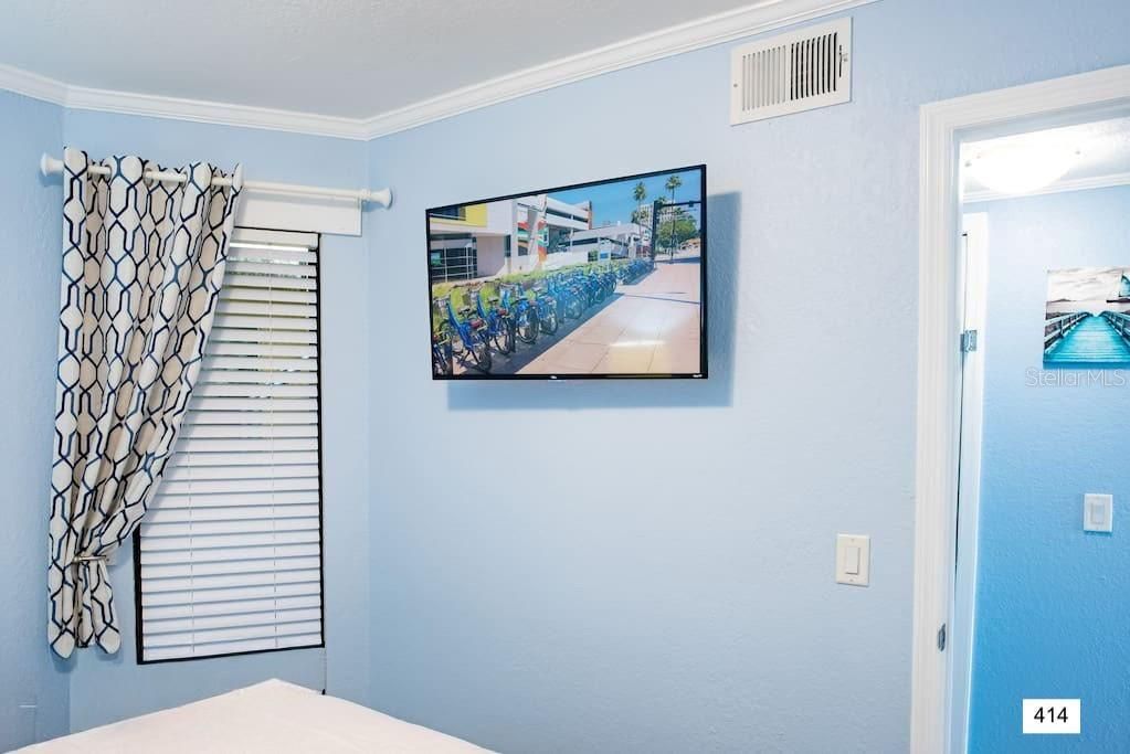 待售: $1,250,000 (5 贝兹, 0 浴室, 2668 平方英尺)