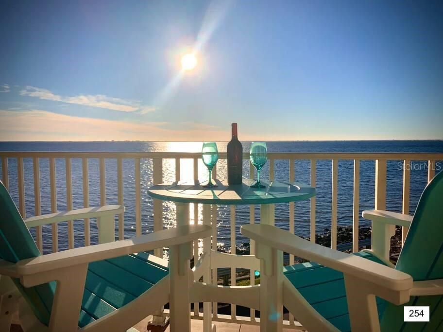 待售: $1,250,000 (5 贝兹, 0 浴室, 2668 平方英尺)