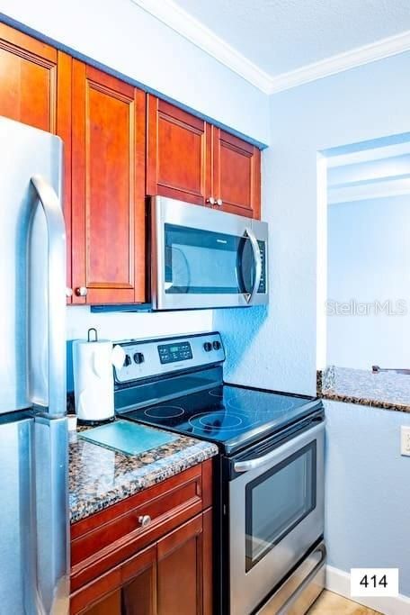 待售: $1,250,000 (5 贝兹, 0 浴室, 2668 平方英尺)