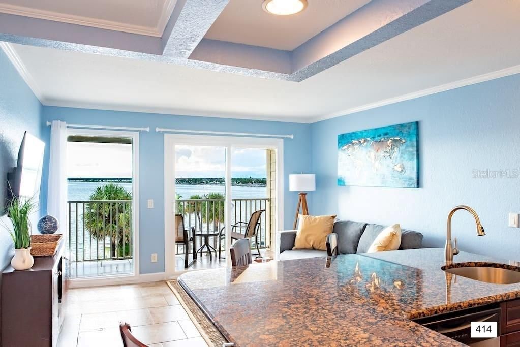 待售: $1,250,000 (5 贝兹, 0 浴室, 2668 平方英尺)