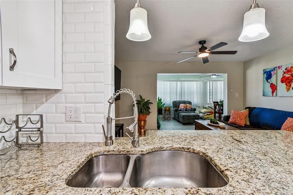 待售: $100,000 (2 贝兹, 2 浴室, 1088 平方英尺)