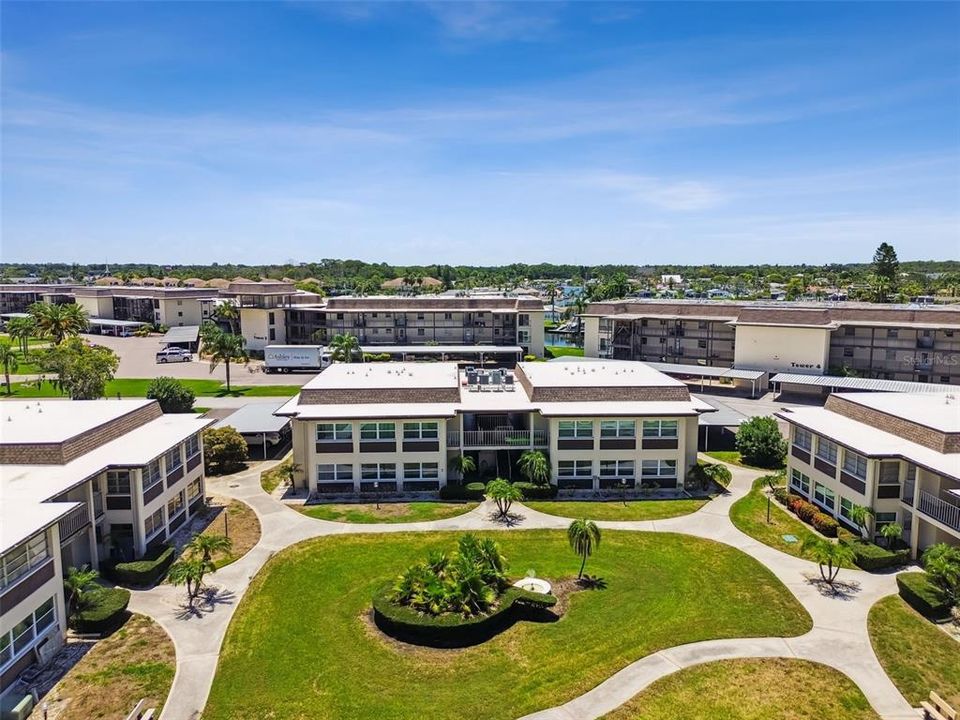 待售: $100,000 (2 贝兹, 2 浴室, 1088 平方英尺)