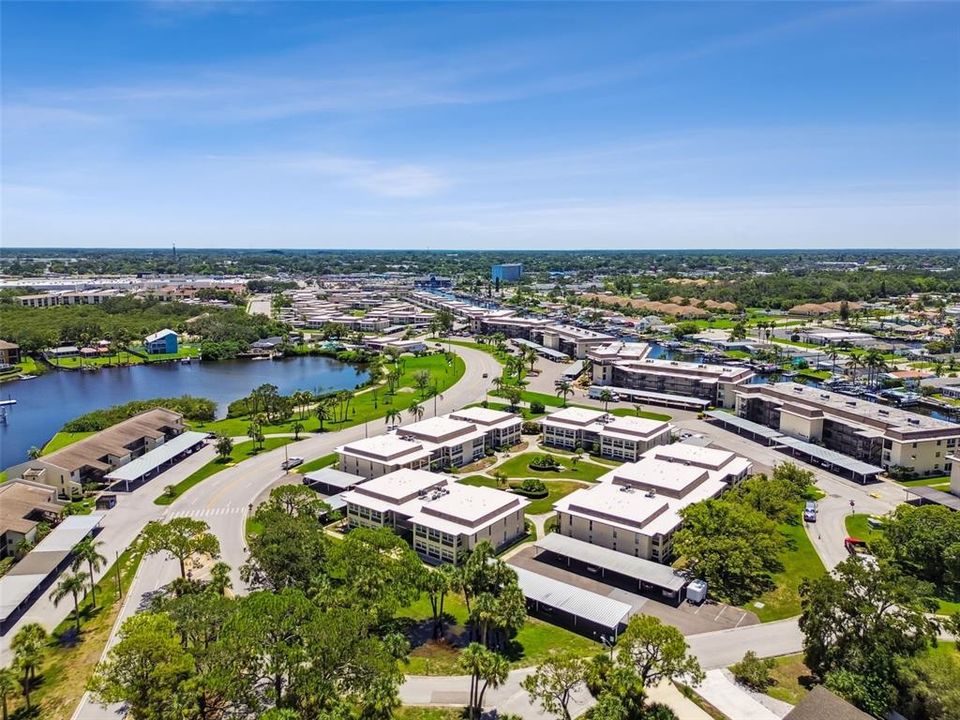 待售: $100,000 (2 贝兹, 2 浴室, 1088 平方英尺)