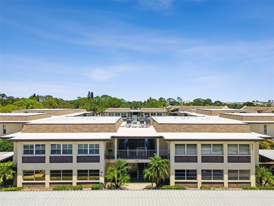 待售: $100,000 (2 贝兹, 2 浴室, 1088 平方英尺)