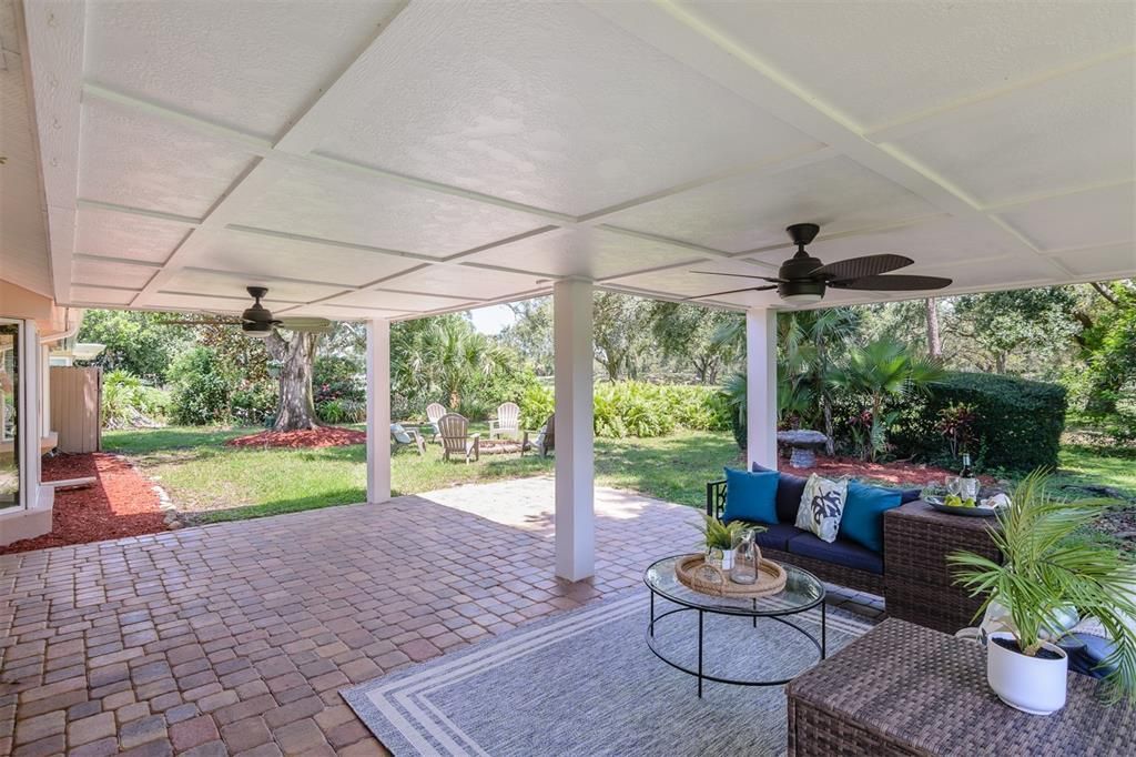 Active With Contract: $829,000 (4 beds, 3 baths, 2691 Square Feet)