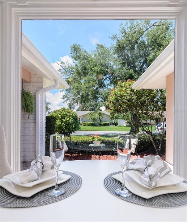 Active With Contract: $829,000 (4 beds, 3 baths, 2691 Square Feet)