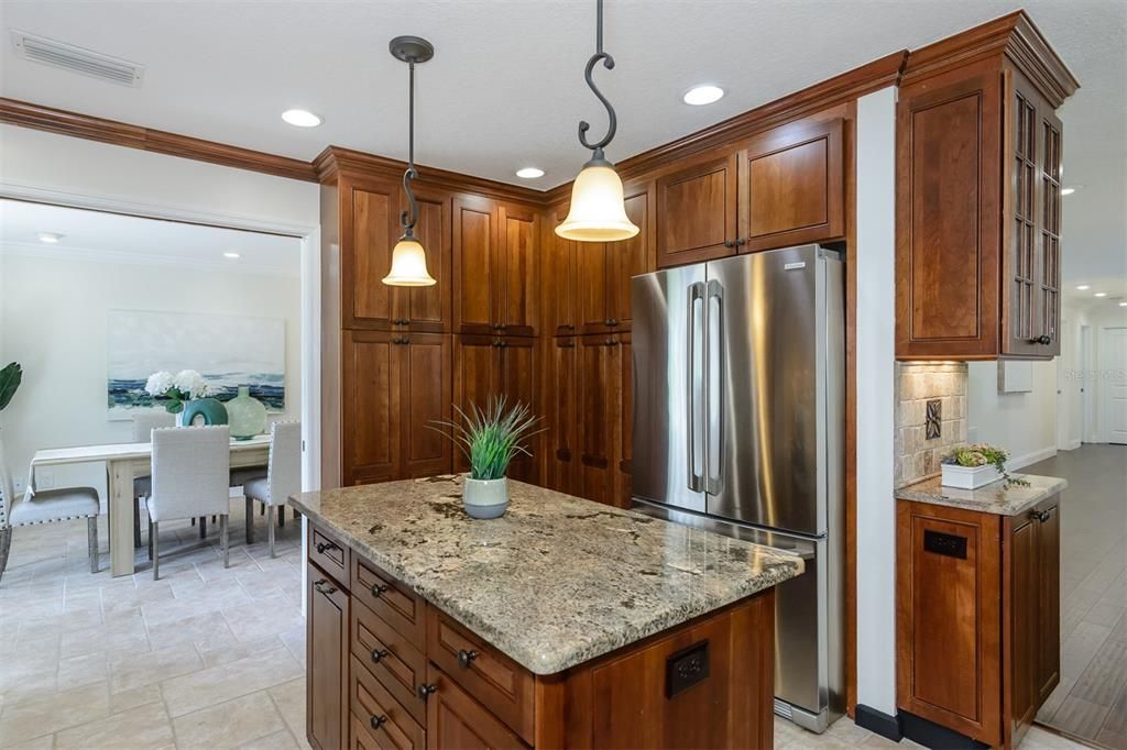 Active With Contract: $829,000 (4 beds, 3 baths, 2691 Square Feet)