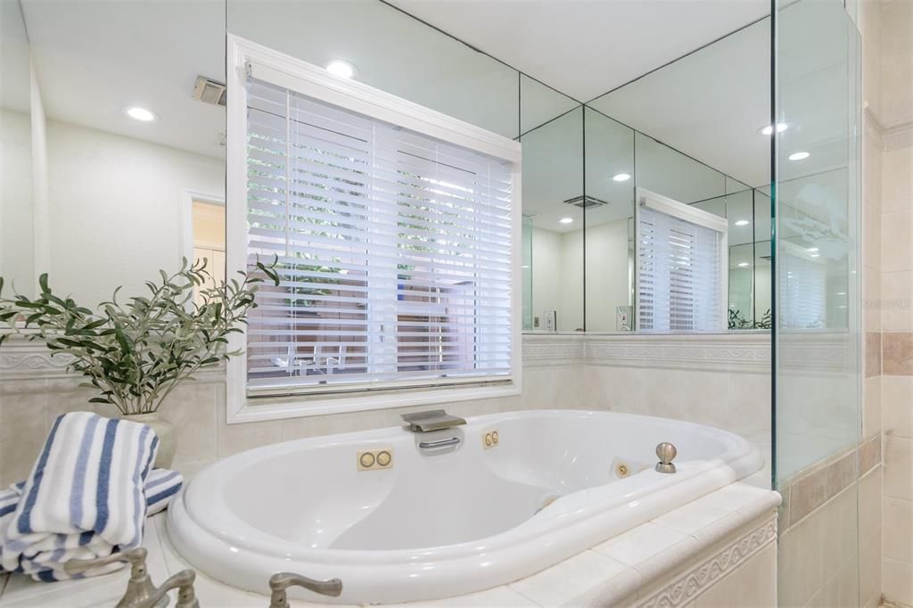 Active With Contract: $829,000 (4 beds, 3 baths, 2691 Square Feet)