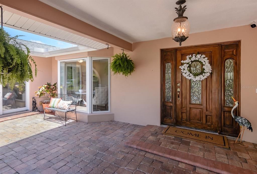 Active With Contract: $829,000 (4 beds, 3 baths, 2691 Square Feet)