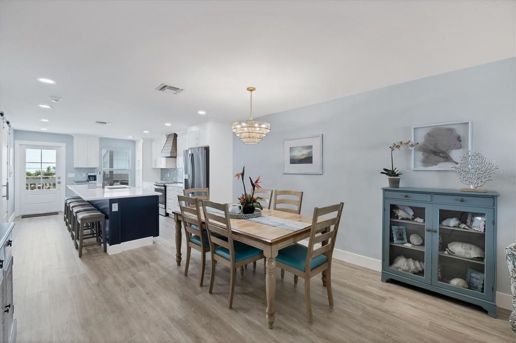 出租: $3,500 (2 贝兹, 2 浴室, 1248 平方英尺)