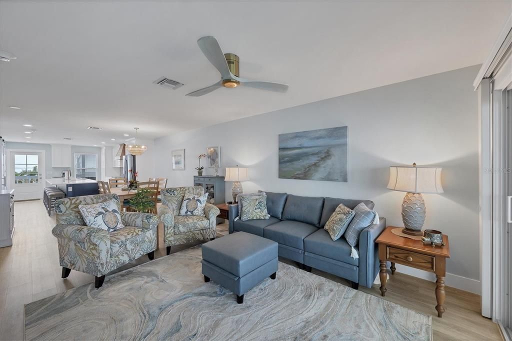 出租: $3,500 (2 贝兹, 2 浴室, 1248 平方英尺)