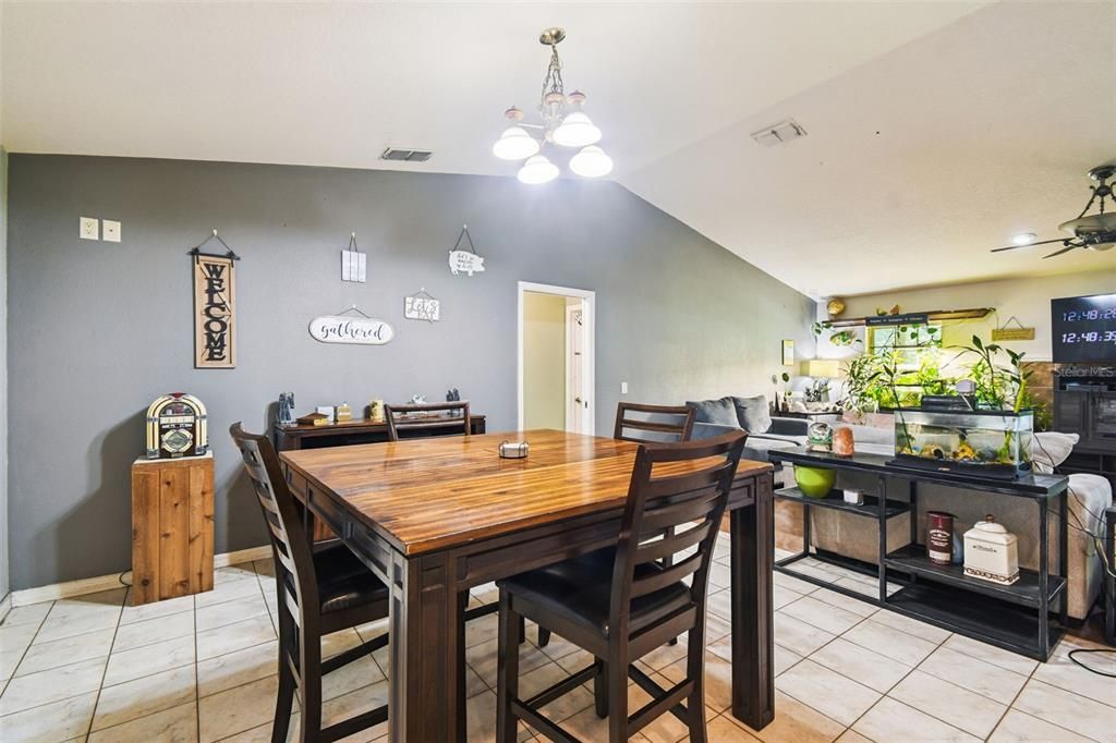 For Sale: $729,000 (4 beds, 4 baths, 3058 Square Feet)