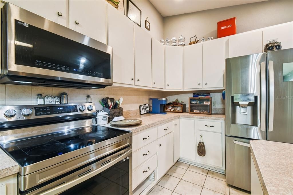 For Sale: $729,000 (4 beds, 4 baths, 3058 Square Feet)