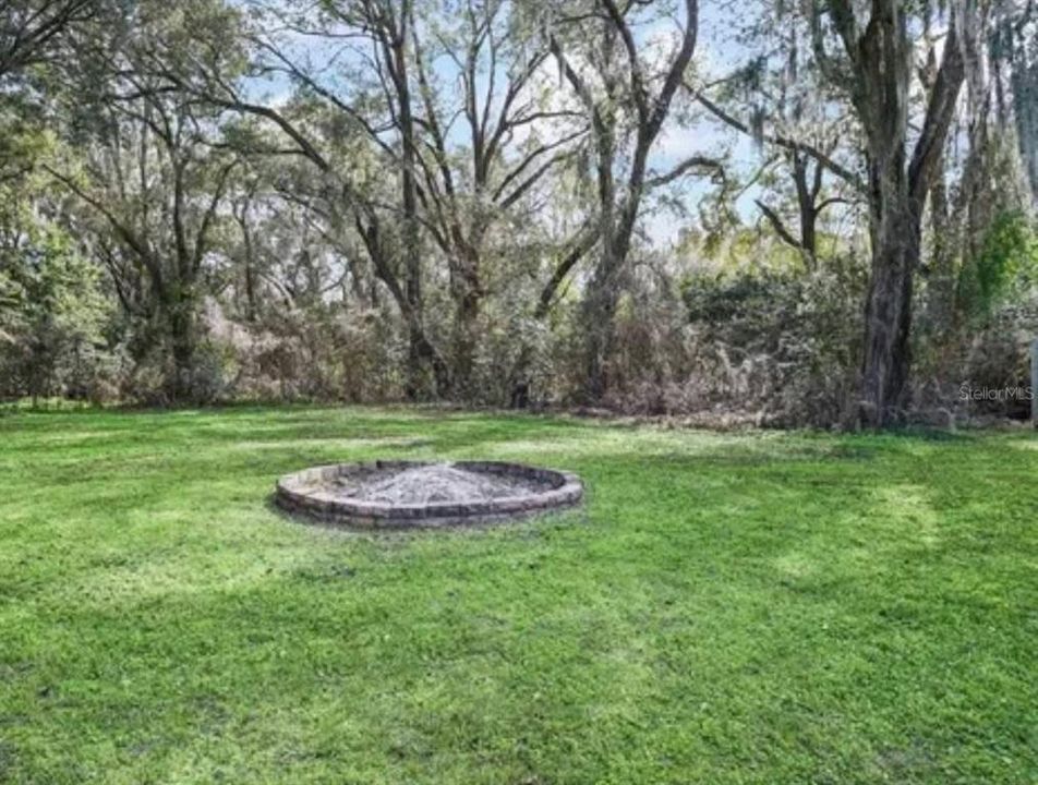 For Sale: $525,000 (4 beds, 2 baths, 1785 Square Feet)