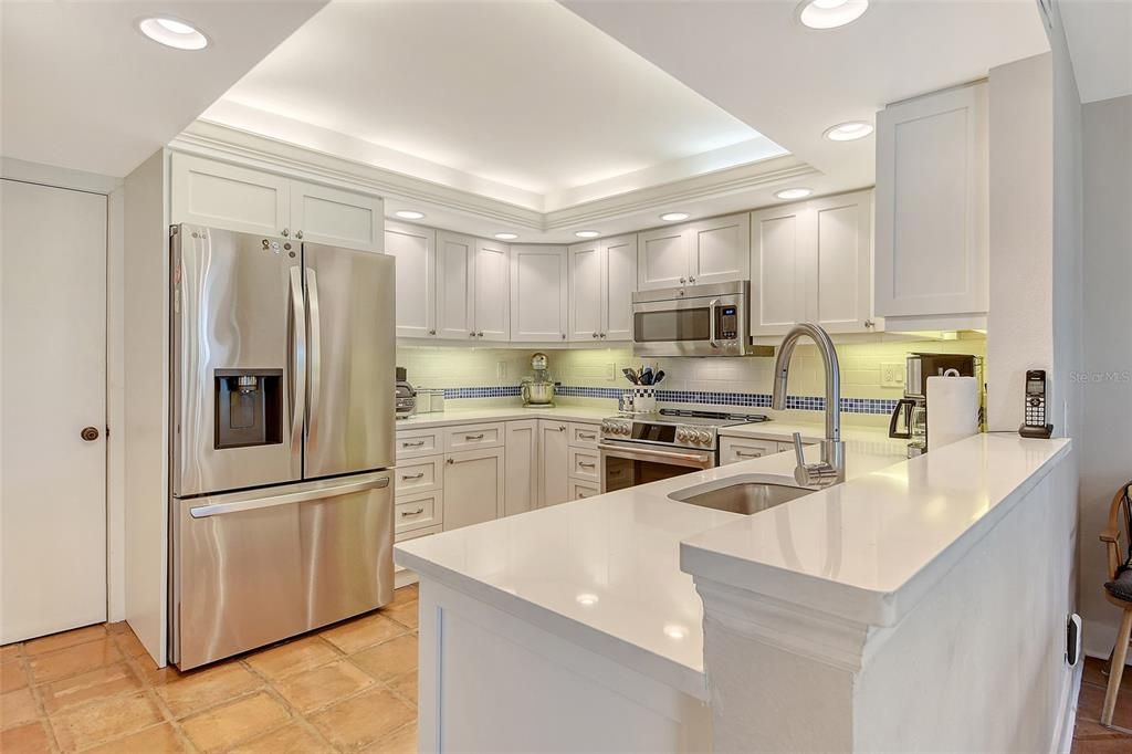 For Sale: $799,000 (3 beds, 2 baths, 1690 Square Feet)