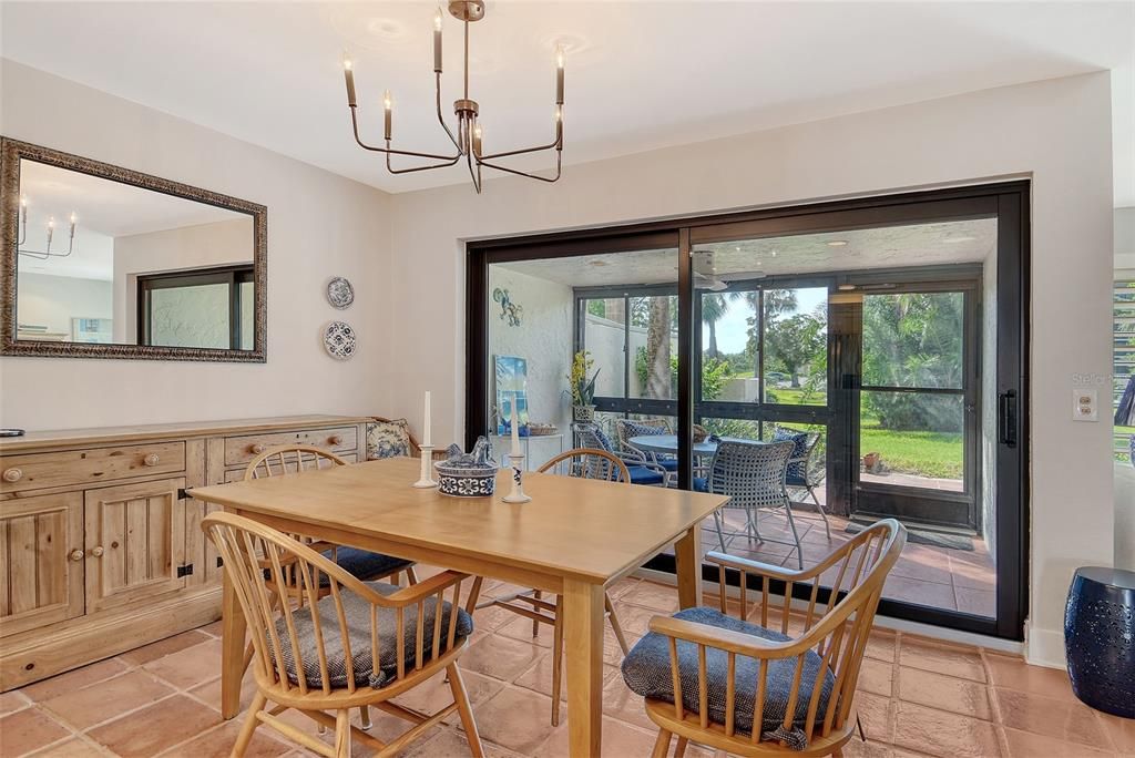 For Sale: $799,000 (3 beds, 2 baths, 1690 Square Feet)