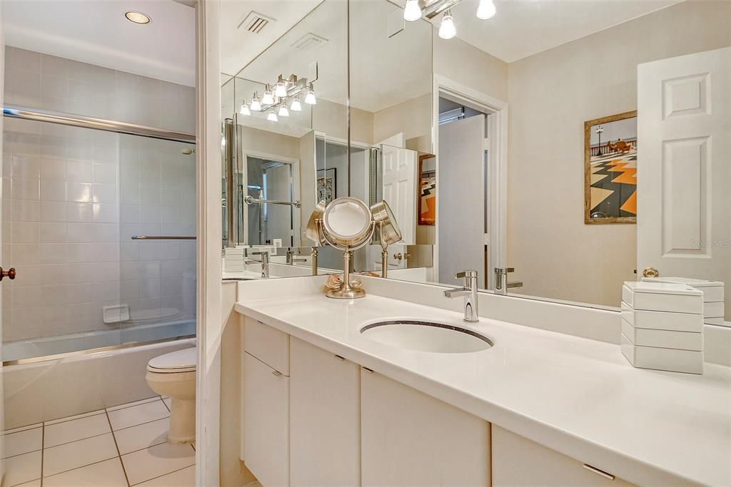 For Sale: $799,000 (3 beds, 2 baths, 1690 Square Feet)