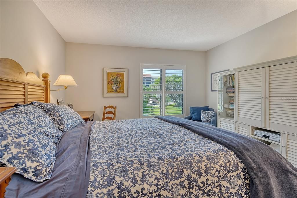 For Sale: $799,000 (3 beds, 2 baths, 1690 Square Feet)