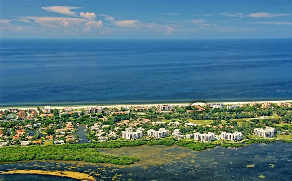 For Sale: $799,000 (3 beds, 2 baths, 1690 Square Feet)