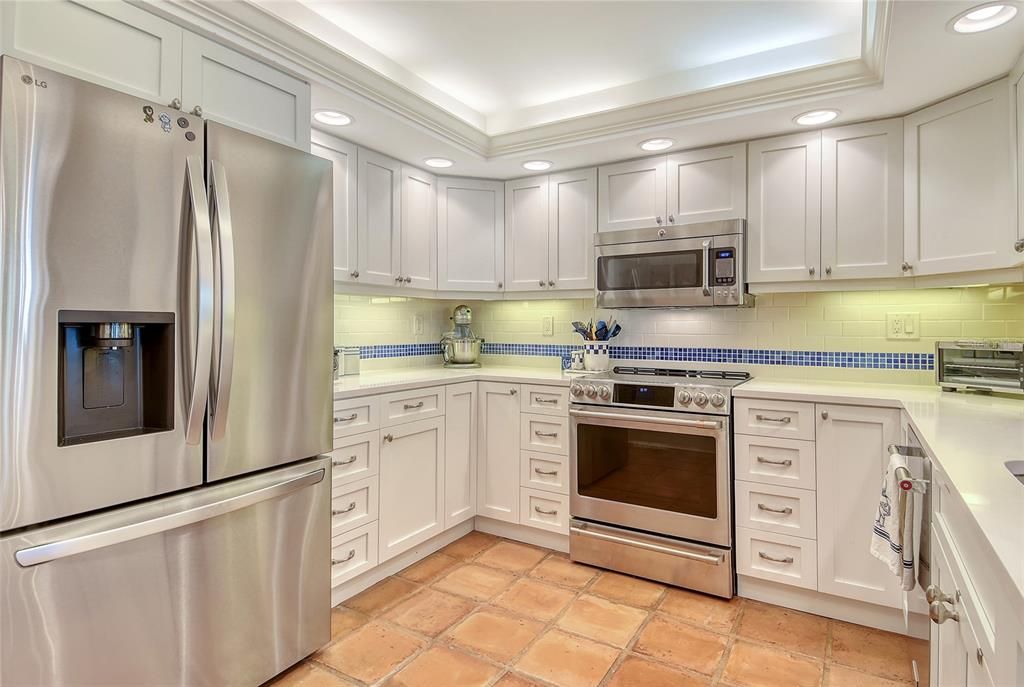 For Sale: $799,000 (3 beds, 2 baths, 1690 Square Feet)