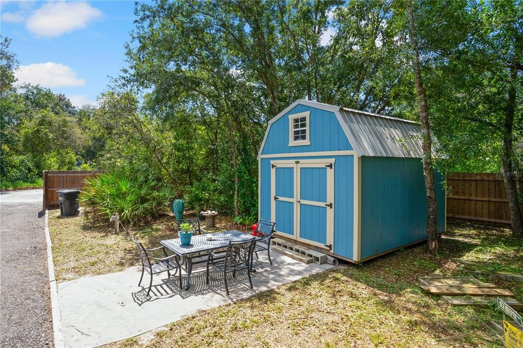 合同活跃: $179,800 (0.35 acres)