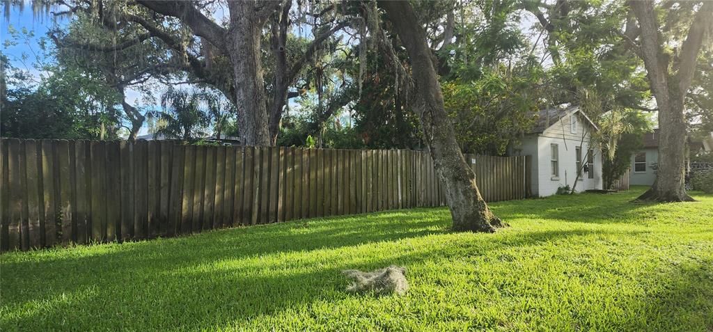 For Sale: $650,000 (0.26 acres)