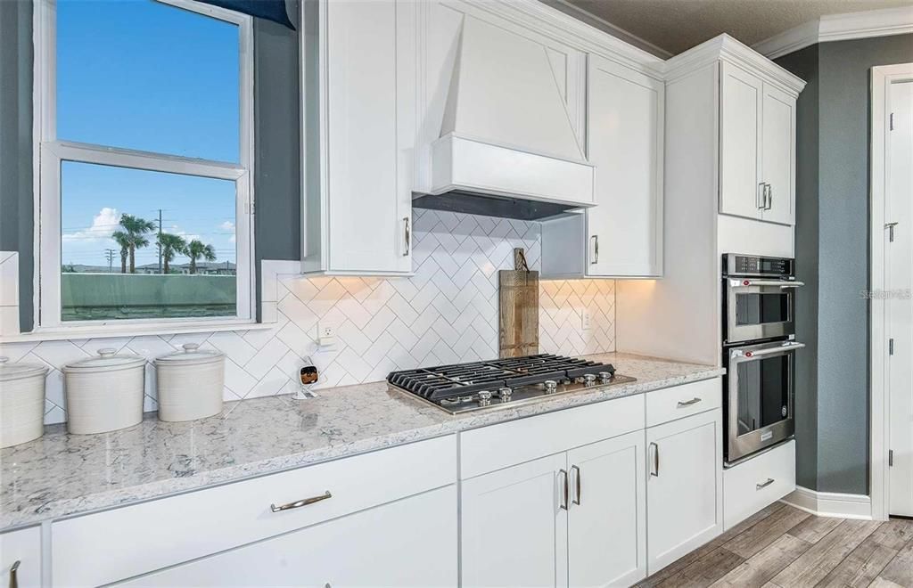 В аренду: $7,900 (6 спален, 4 ванн, 4263 Квадратных фут)