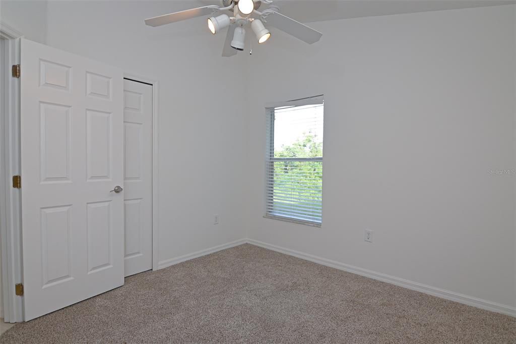 Active With Contract: $279,900 (4 beds, 2 baths, 1933 Square Feet)