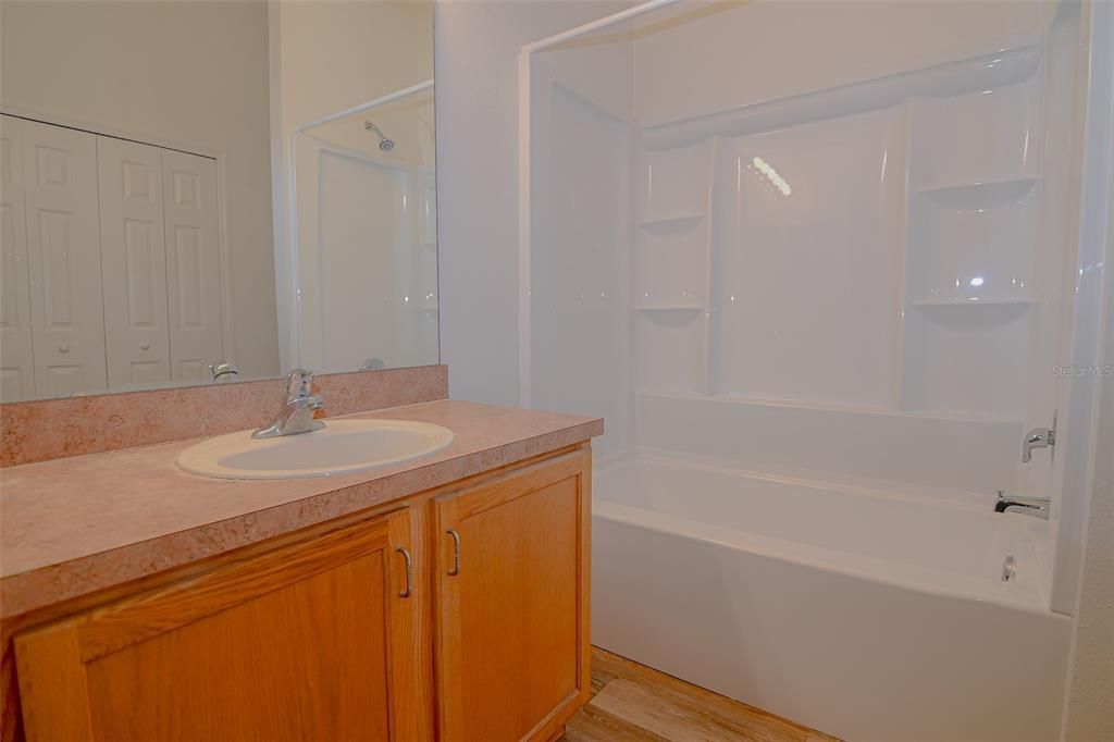 Active With Contract: $279,900 (4 beds, 2 baths, 1933 Square Feet)