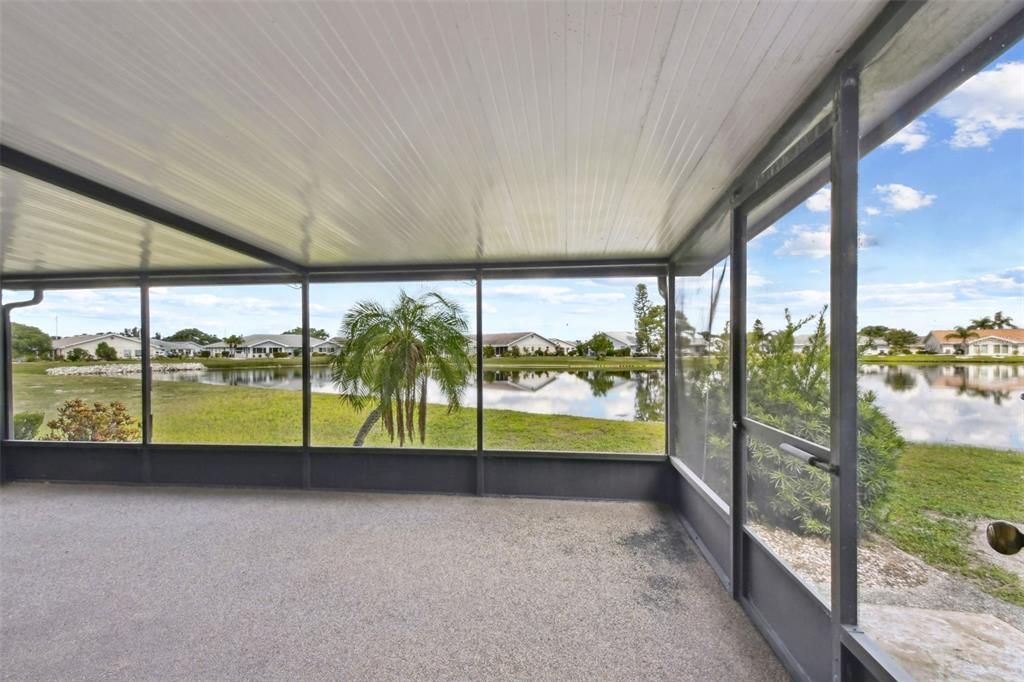 На продажу: $284,900 (2 спален, 2 ванн, 1598 Квадратных фут)