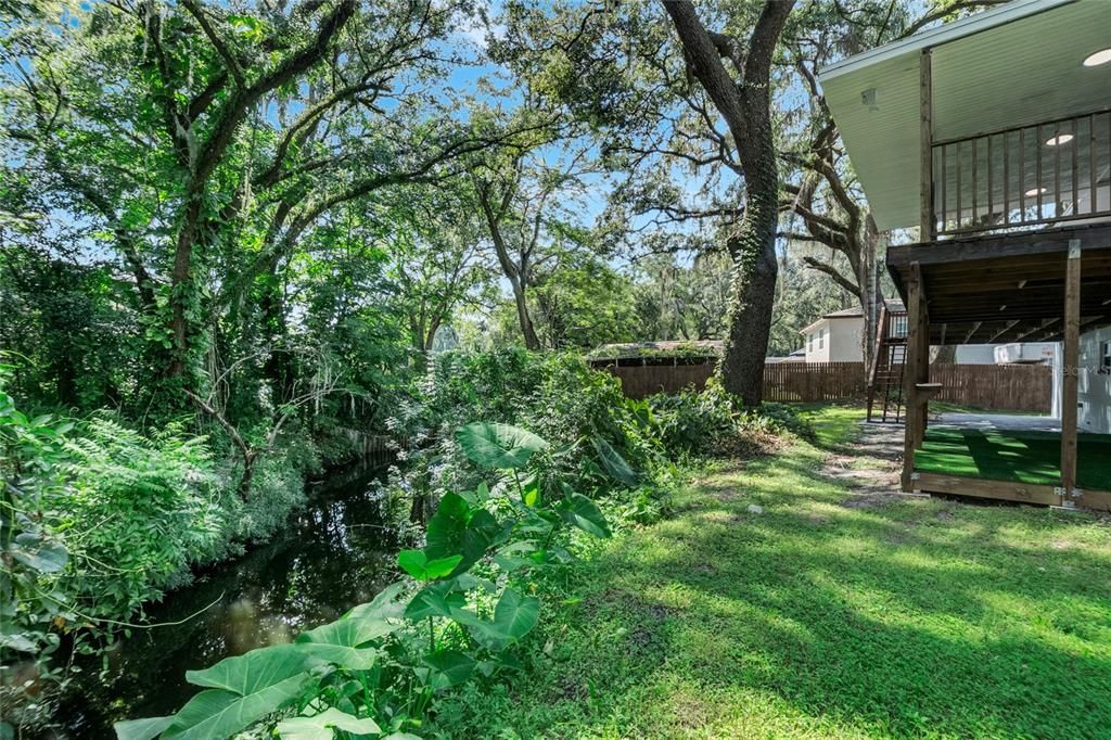 Под контрактом: $555,000 (5 спален, 3 ванн, 2441 Квадратных фут)