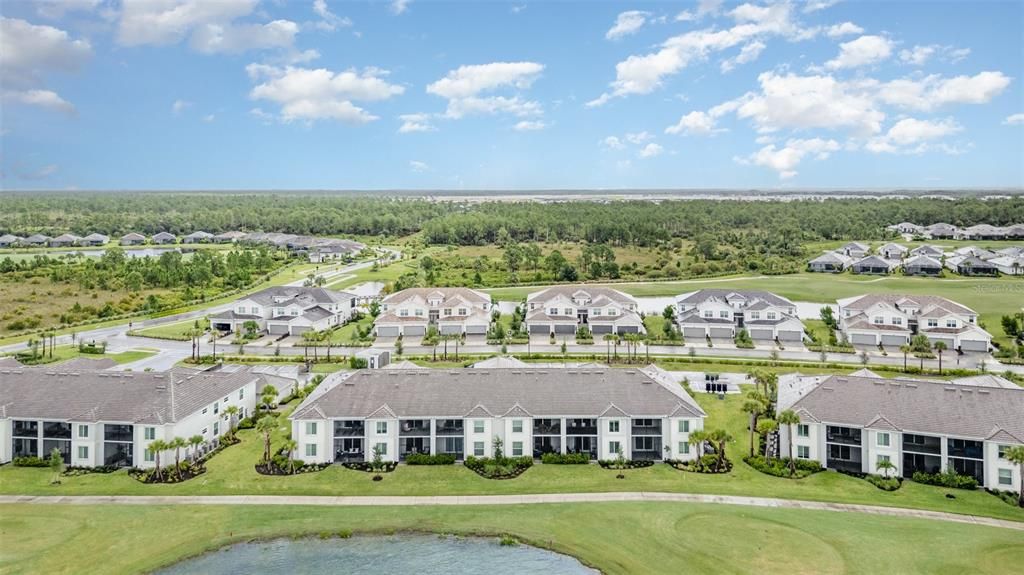 待售: $297,500 (2 贝兹, 2 浴室, 1355 平方英尺)