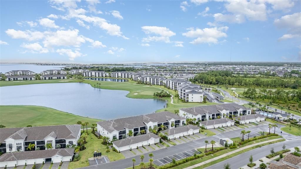 待售: $297,500 (2 贝兹, 2 浴室, 1355 平方英尺)