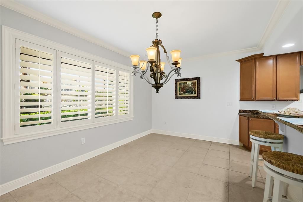 For Sale: $499,900 (2 beds, 2 baths, 2297 Square Feet)