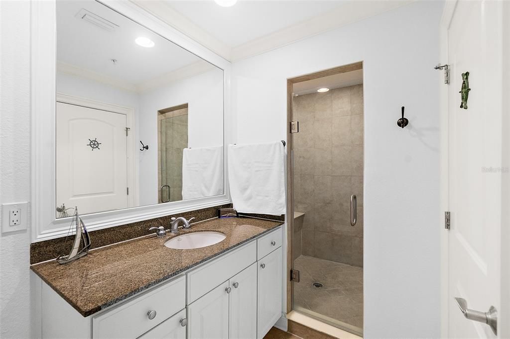 For Sale: $499,900 (2 beds, 2 baths, 2297 Square Feet)
