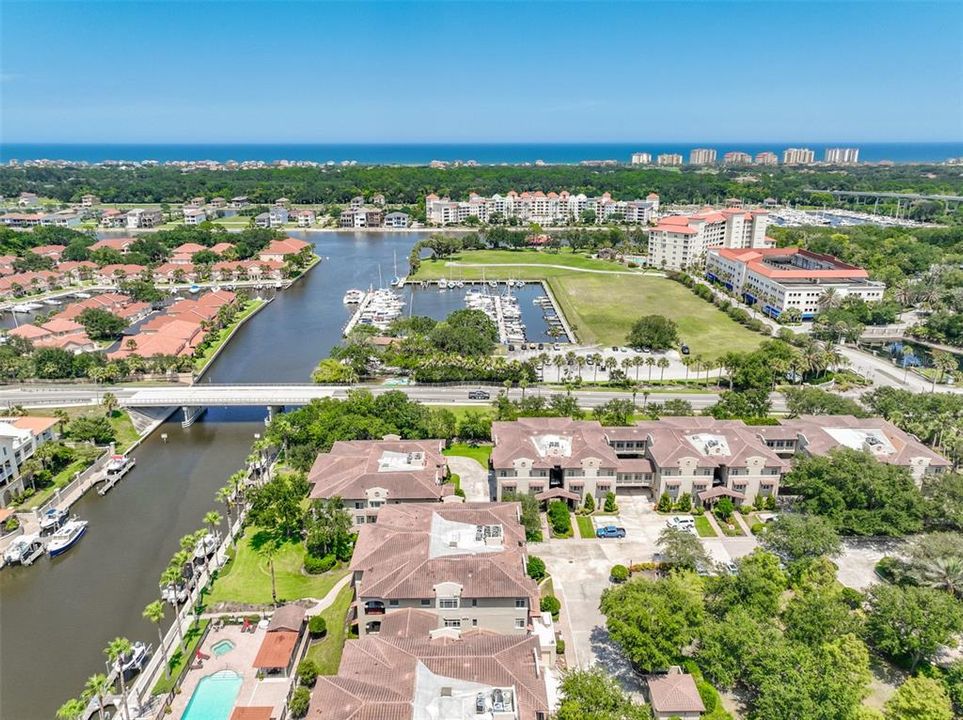 For Sale: $499,900 (2 beds, 2 baths, 2297 Square Feet)