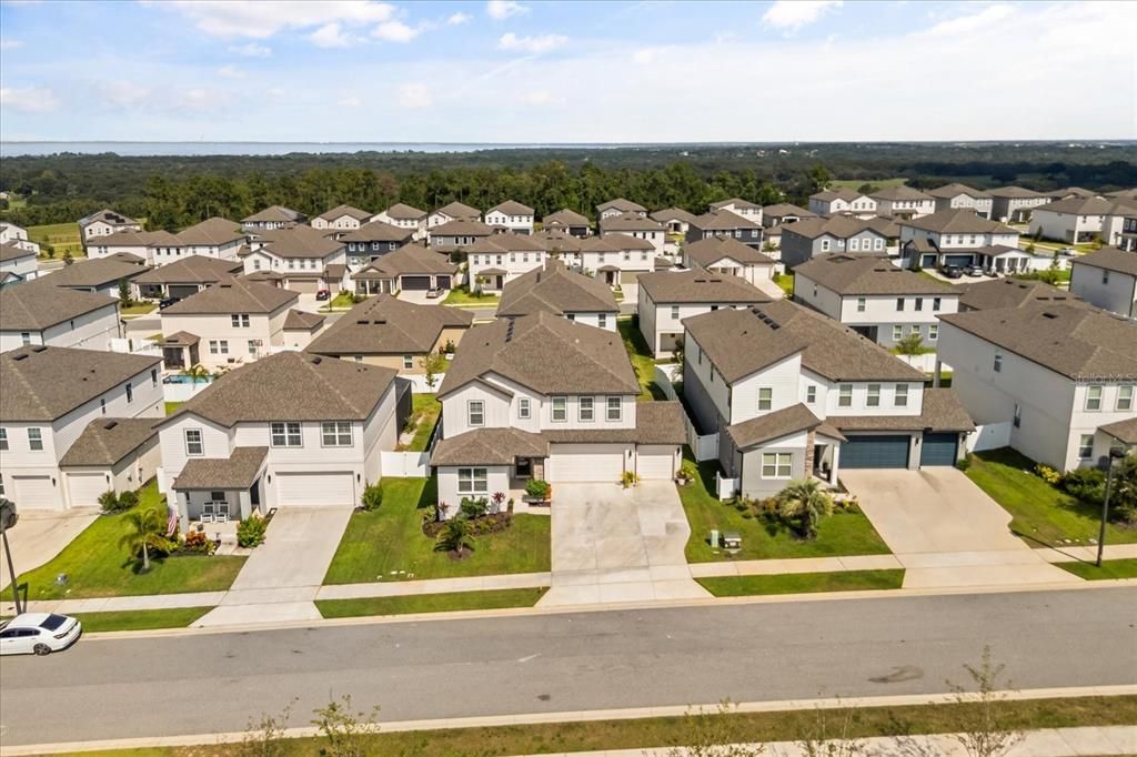 На продажу: $785,000 (5 спален, 4 ванн, 3919 Квадратных фут)