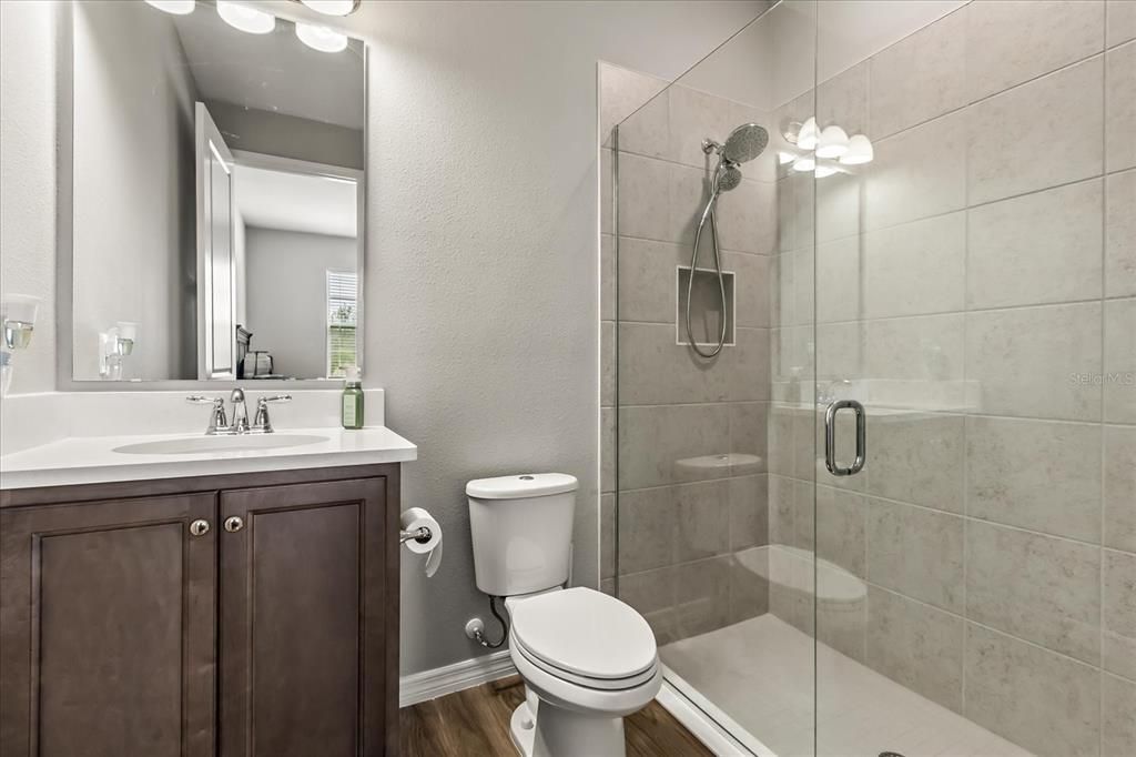 На продажу: $785,000 (5 спален, 4 ванн, 3919 Квадратных фут)