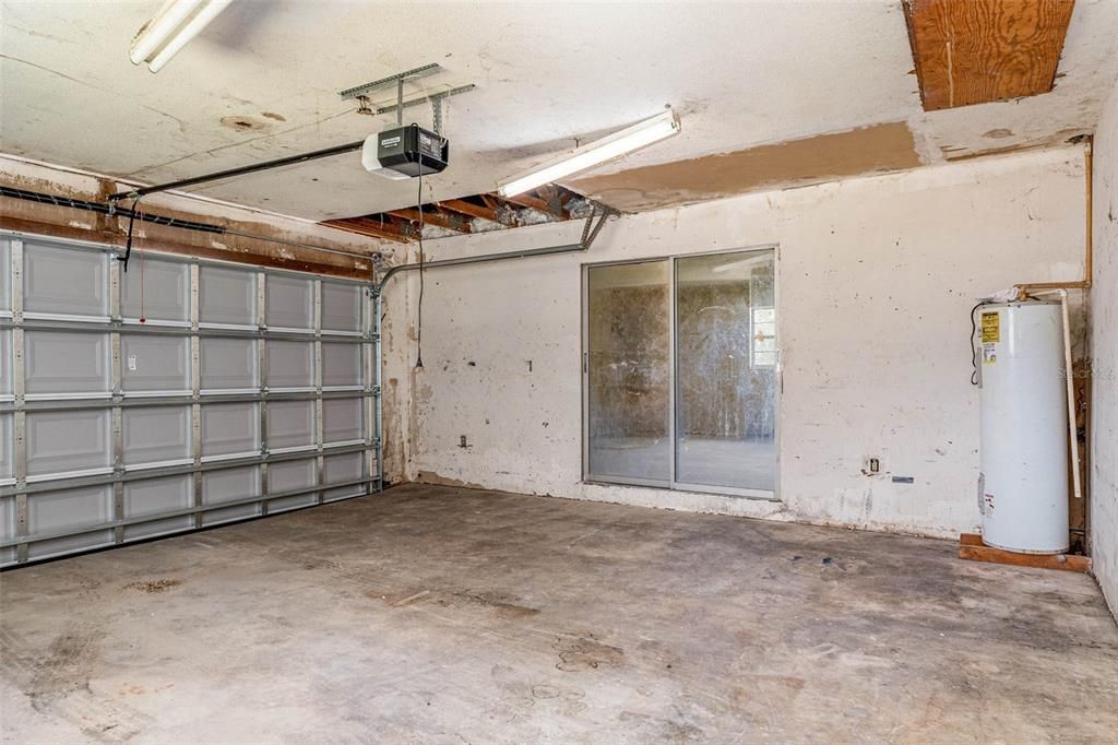 待售: $214,950 (3 贝兹, 3 浴室, 2916 平方英尺)