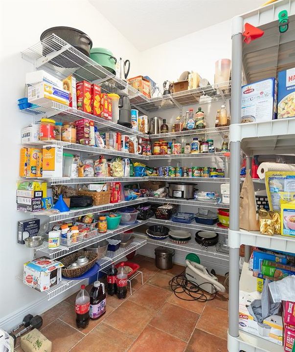 待售: $975,000 (4 贝兹, 3 浴室, 4291 平方英尺)