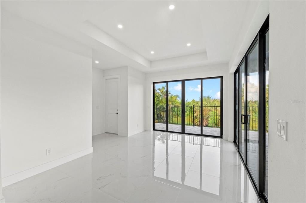 For Sale: $799,000 (3 beds, 2 baths, 2606 Square Feet)