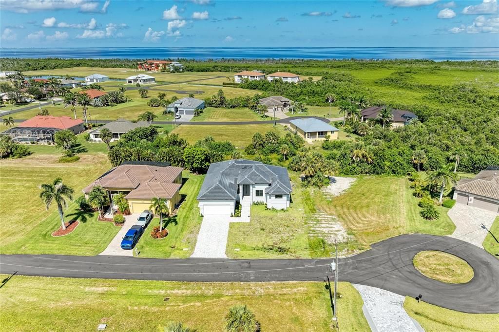 For Sale: $799,000 (3 beds, 2 baths, 2606 Square Feet)