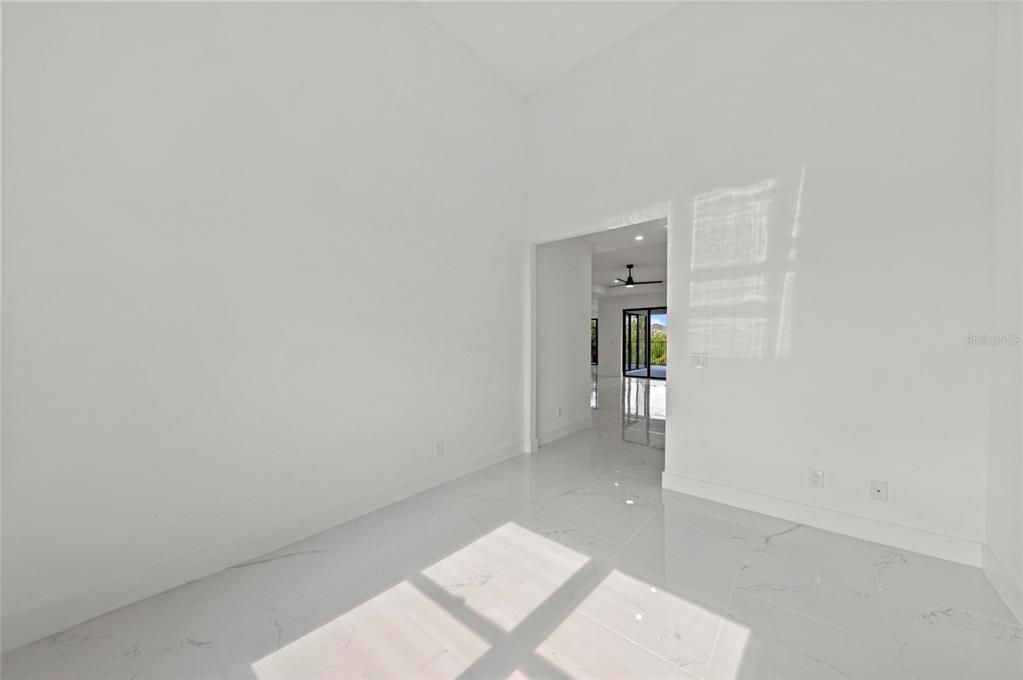 For Sale: $799,000 (3 beds, 2 baths, 2606 Square Feet)