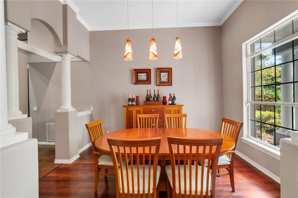 На продажу: $749,000 (5 спален, 3 ванн, 3764 Квадратных фут)