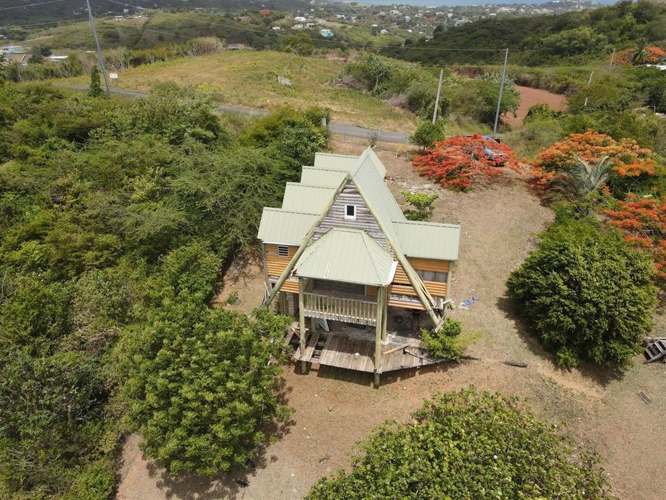 For Sale: $110,000 (3 beds, 2 baths, 1300 Square Feet)